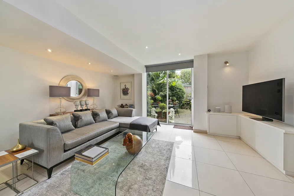 Pagoda Avenue, Richmond, TW9 photo 14