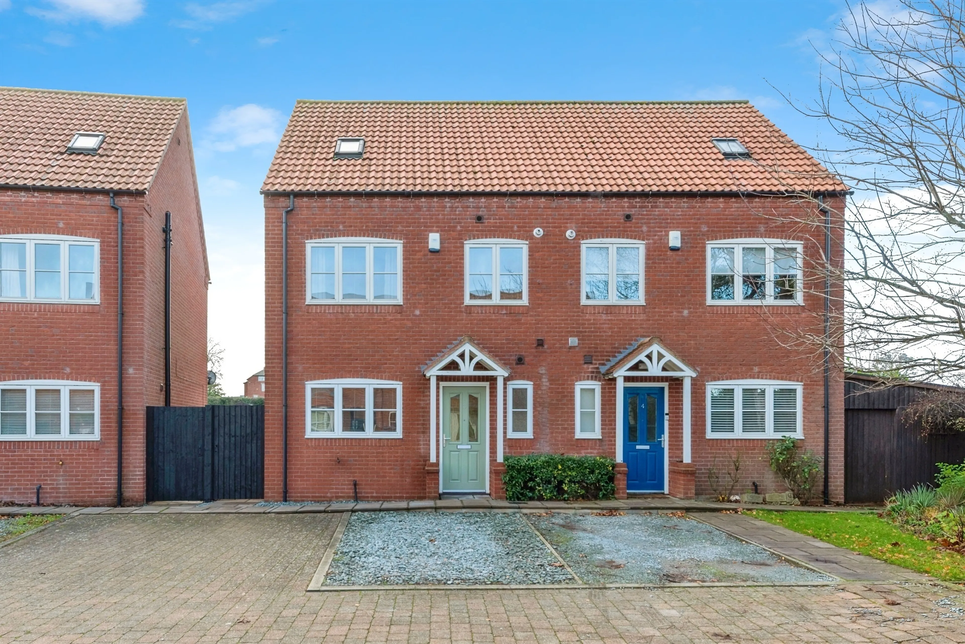 Property photo 0