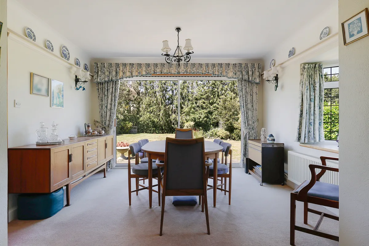 Lower Road, Fetcham, Leatherhead, Surrey, KT22