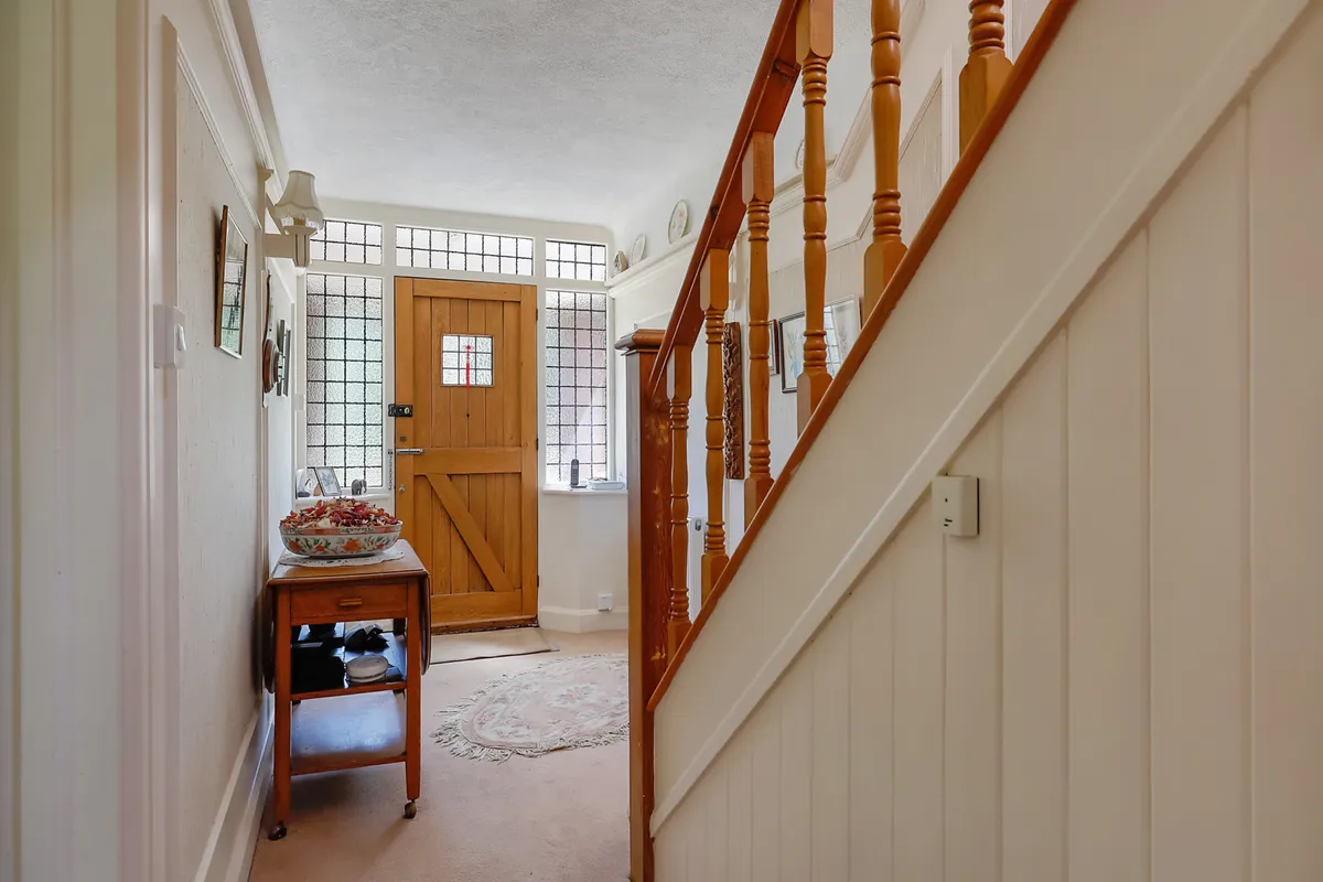 Lower Road, Fetcham, Leatherhead, Surrey, KT22