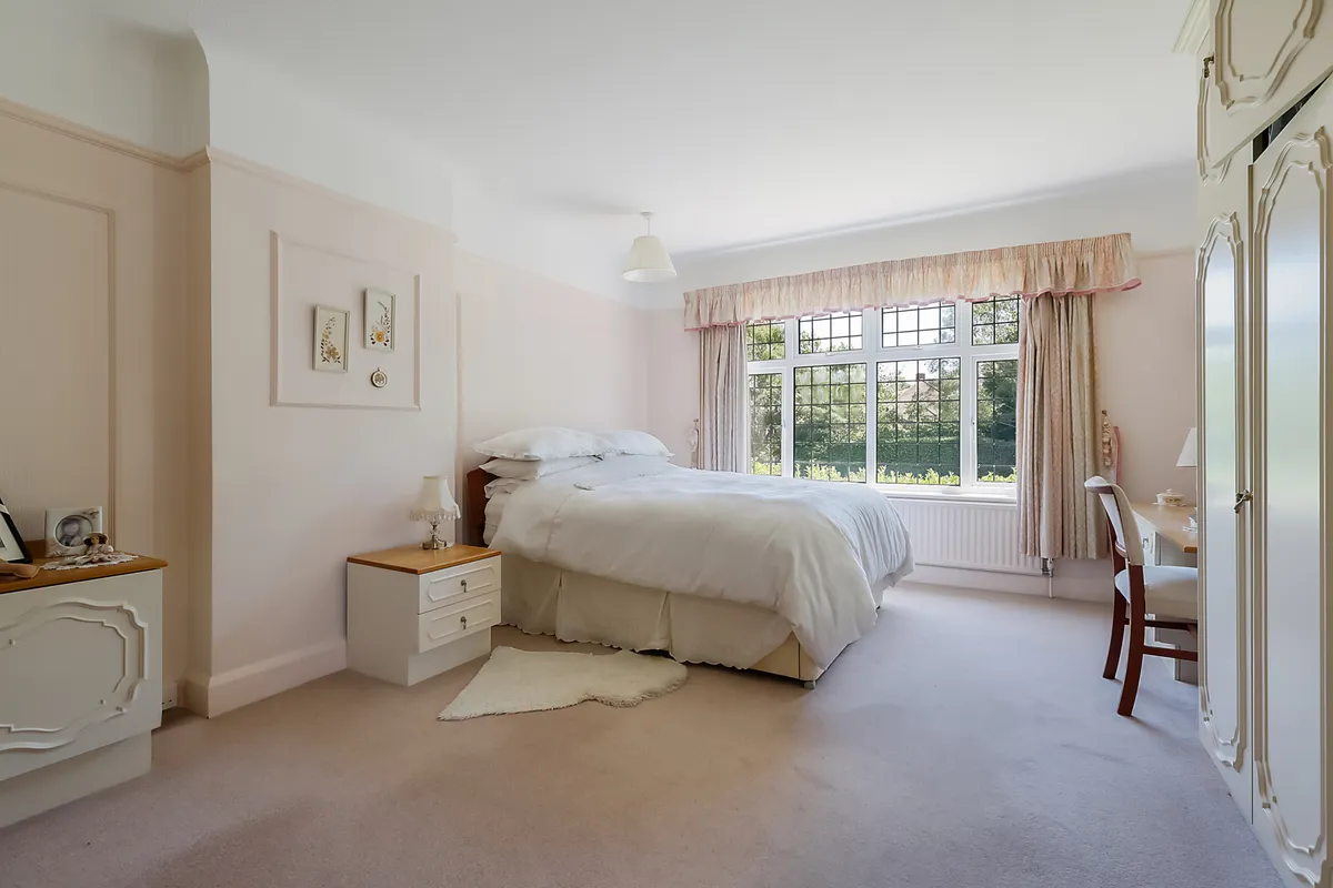 Lower Road, Fetcham, Leatherhead, Surrey, KT22