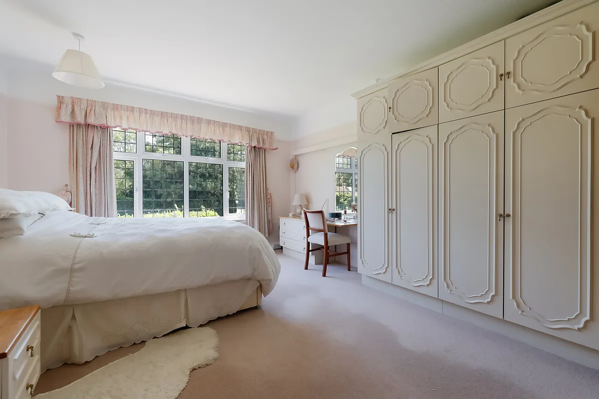 Lower Road, Fetcham, Leatherhead, Surrey, KT22