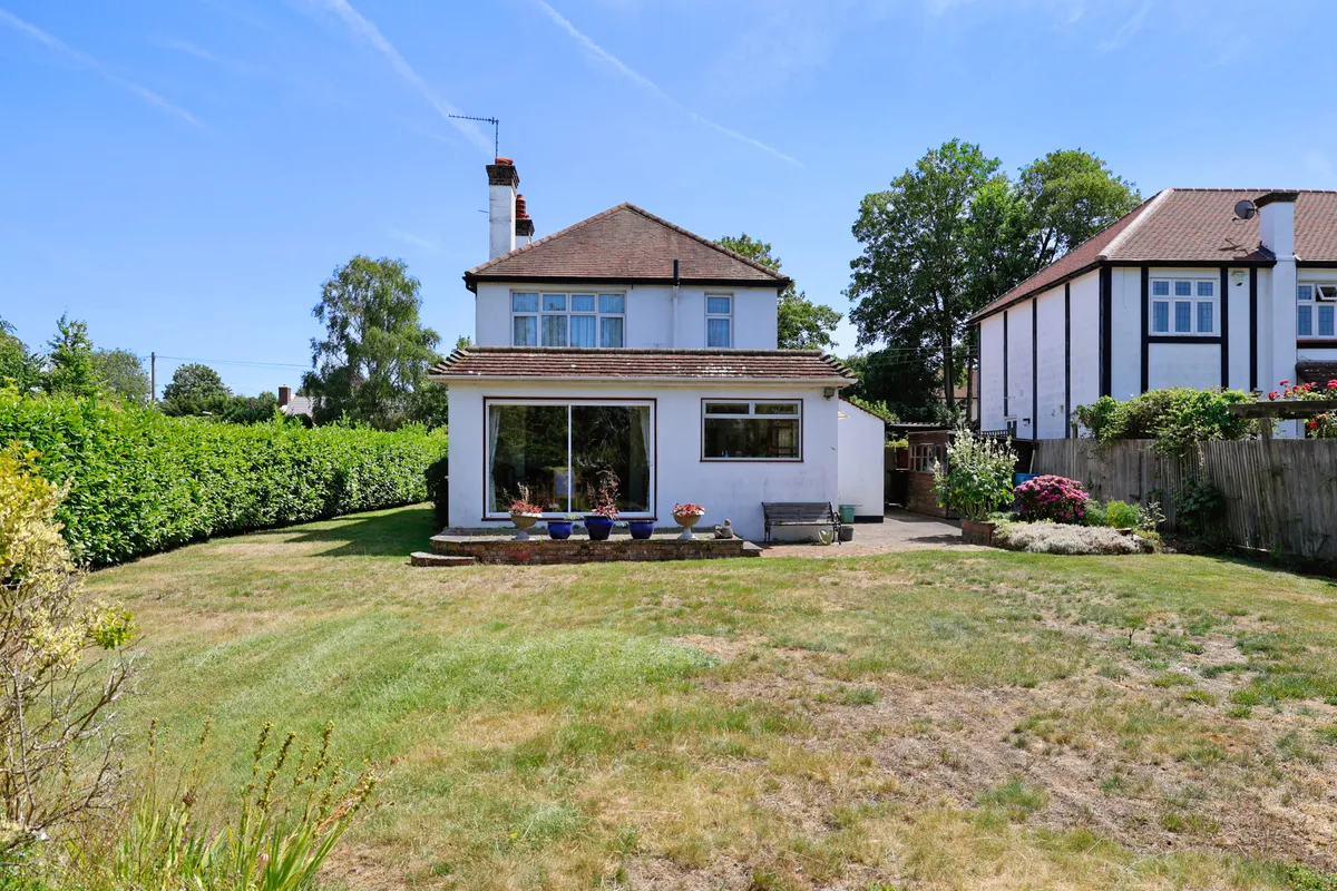 Lower Road, Fetcham, Leatherhead, Surrey, KT22