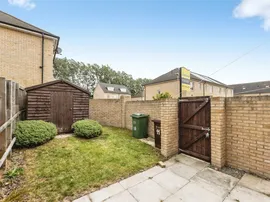 Castle Hill Close, Garforth, Leeds thumb 2
