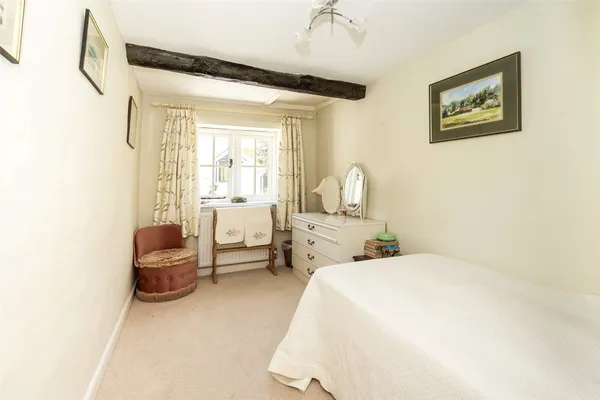 Church Road, Pimperne, DT11 photo 14