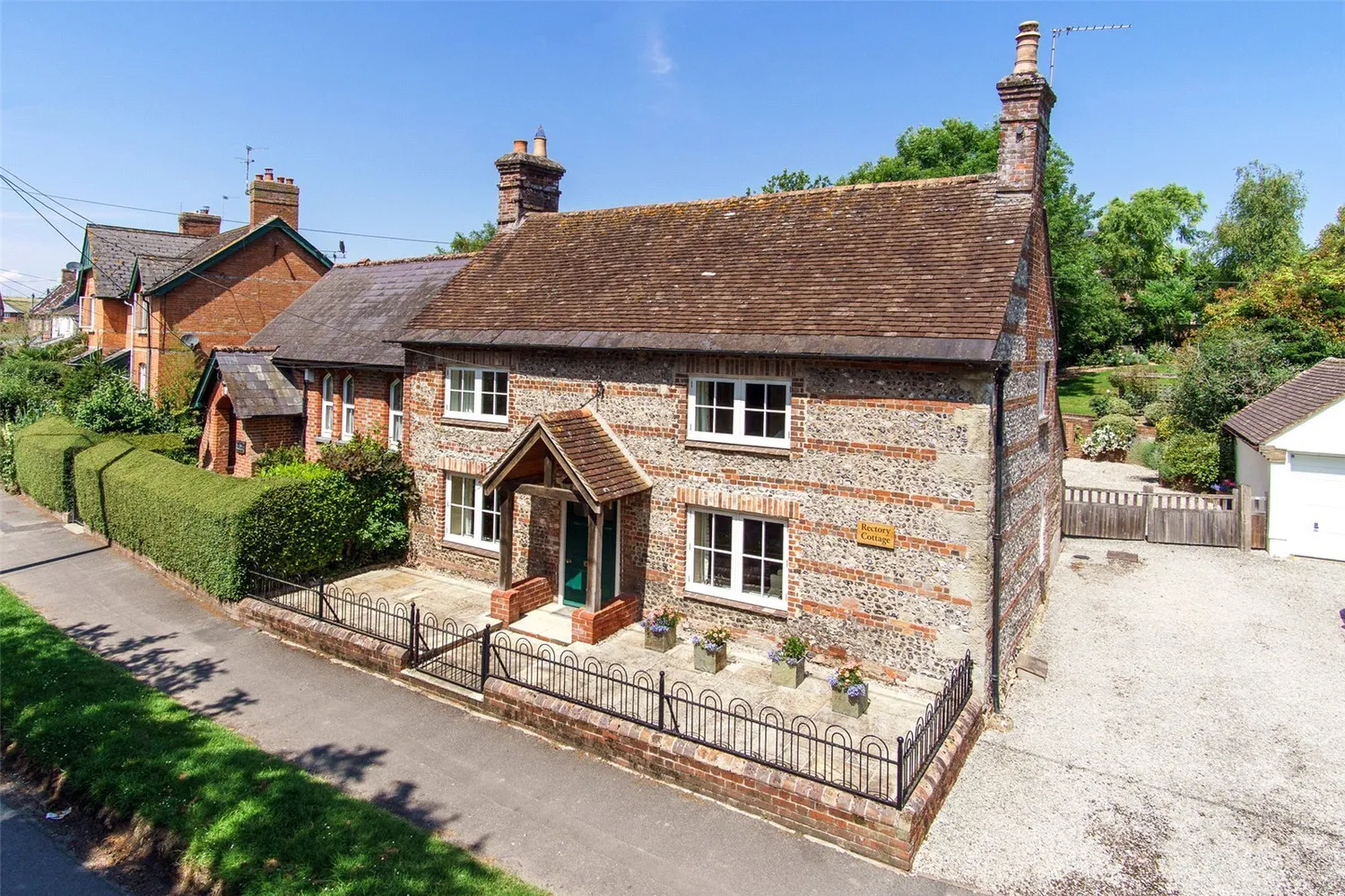 Church Road, Pimperne, DT11 photo 17