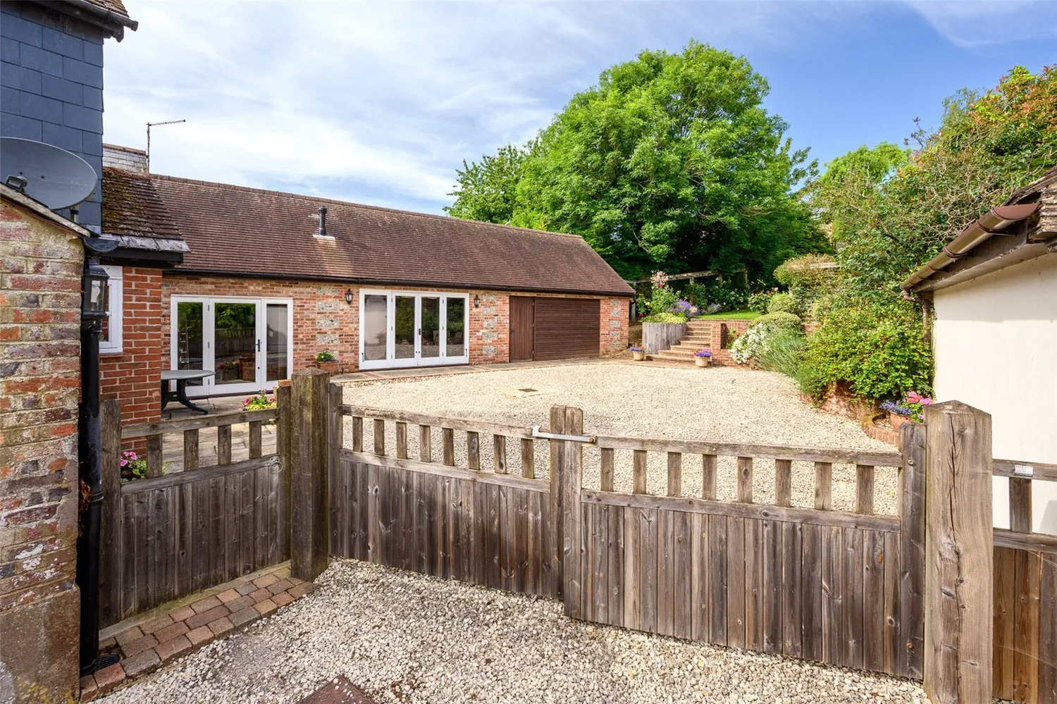 Church Road, Pimperne, DT11 photo 18