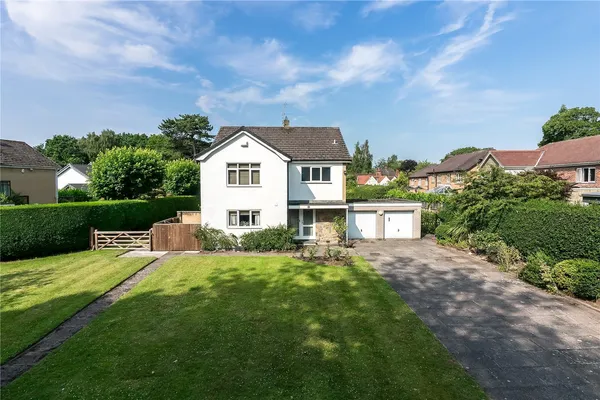 Warwick Close, Knutsford, WA16 photo 1