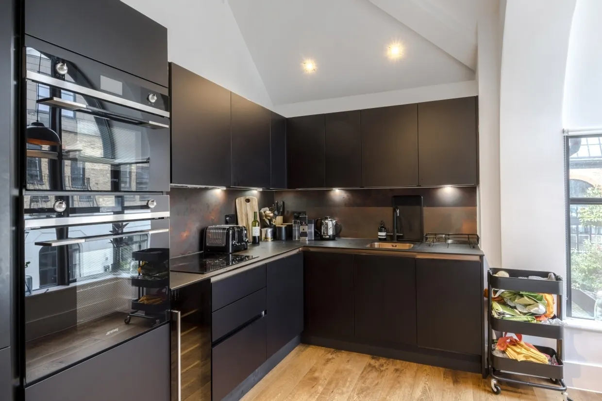 7 Old Town, London, SW4 photo 3
