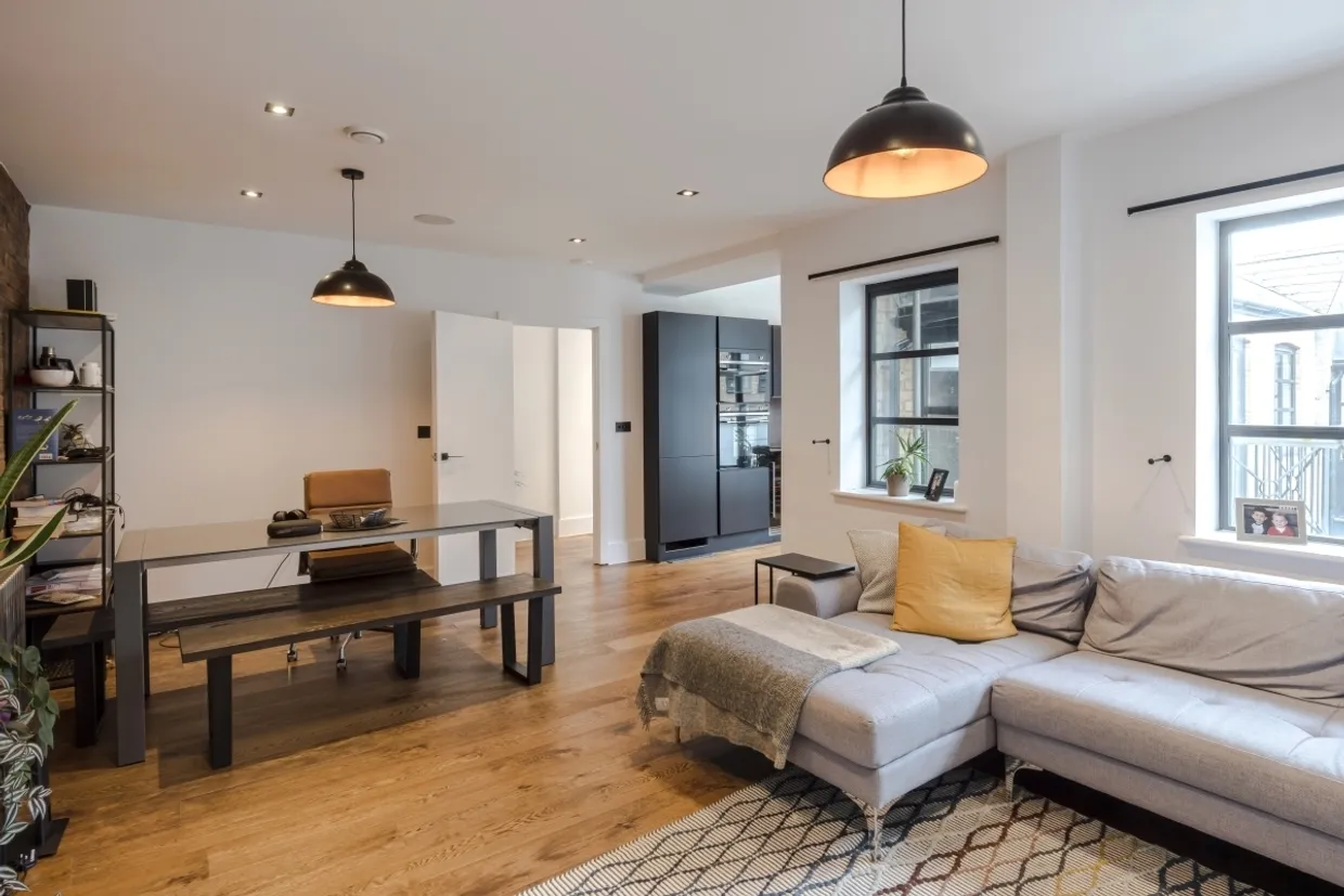 7 Old Town, London, SW4 photo 4