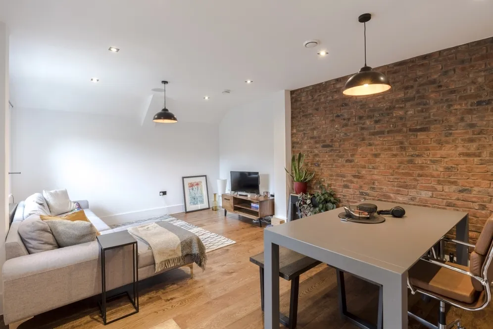 7 Old Town, London, SW4 photo 5