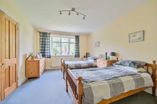 Amersham Road, High Wycombe, HP15 photo 12
