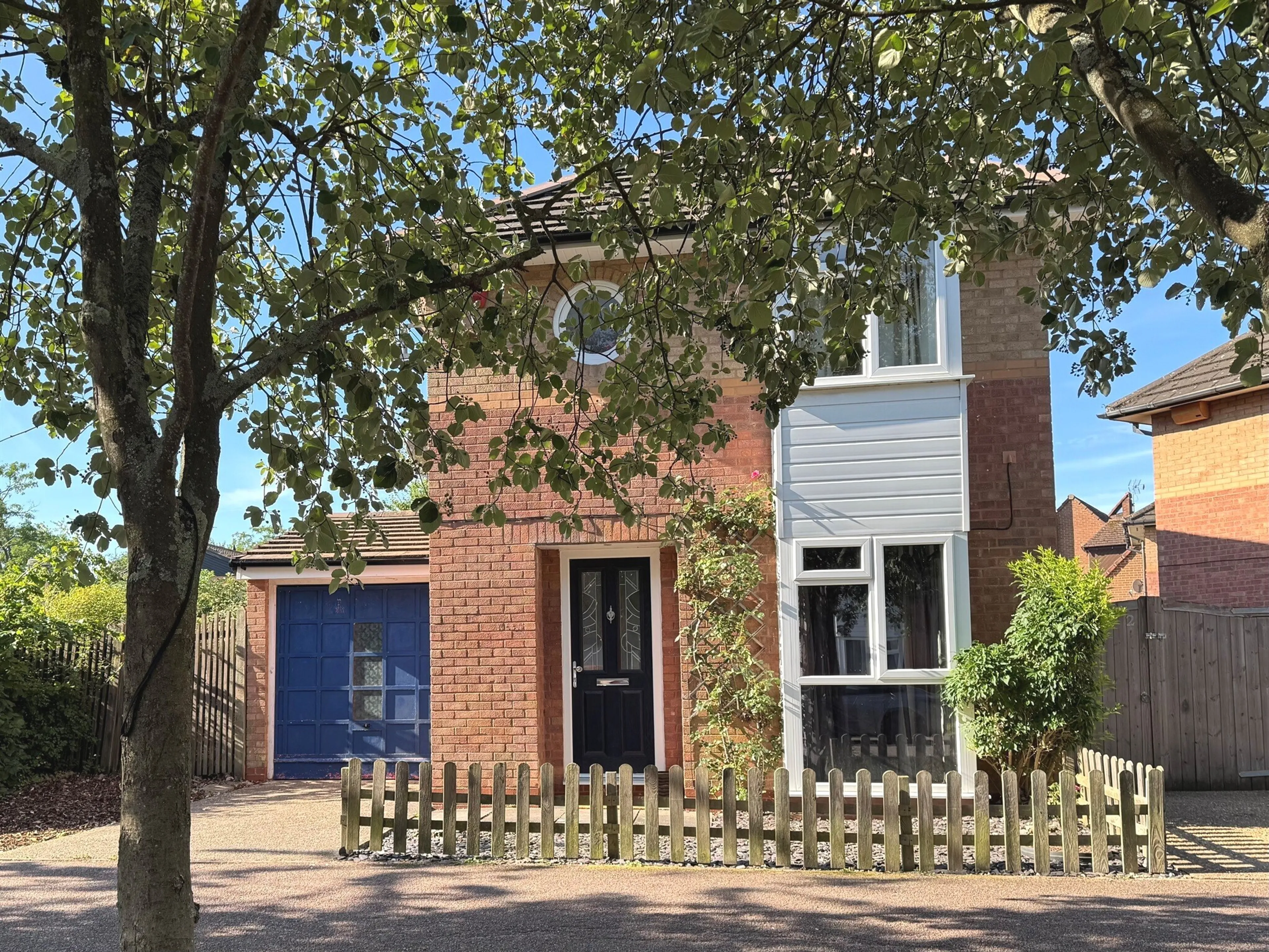 Property photo 0