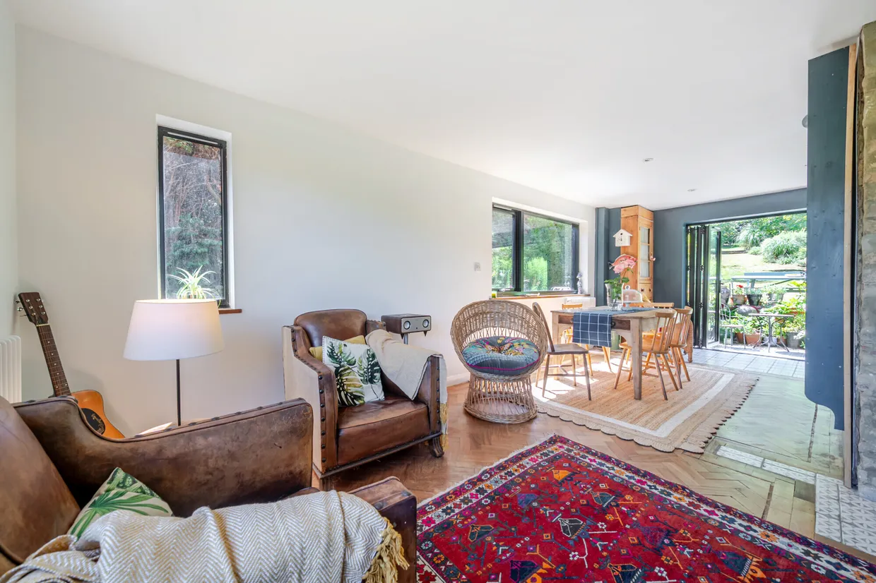 Upper Springfield, Elstead, GU8 photo 4