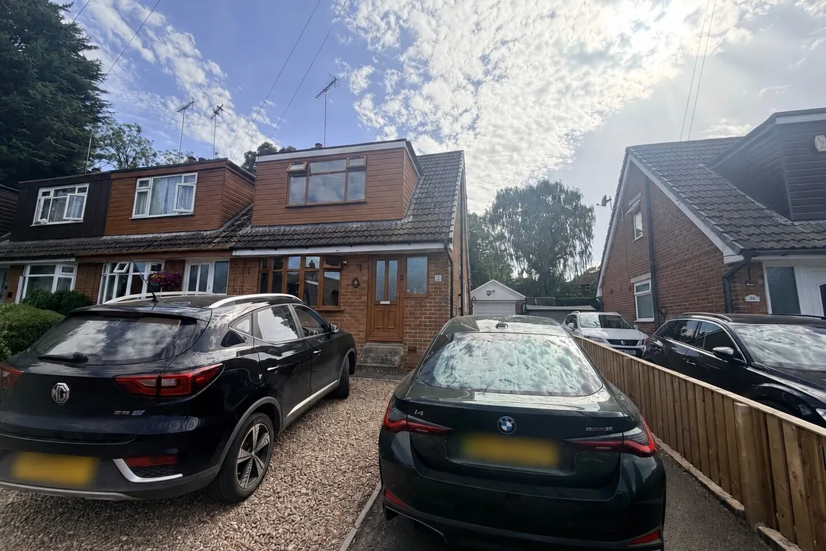 Kenmore Road, Cleckheaton