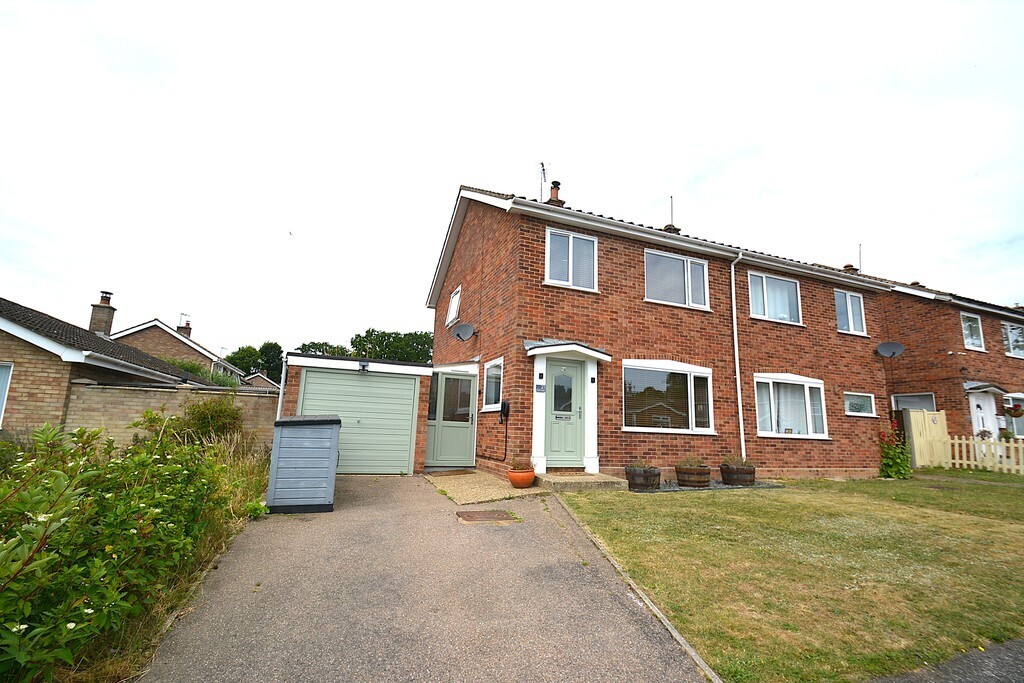 Park Walk, Holton, Halesworth Image 1