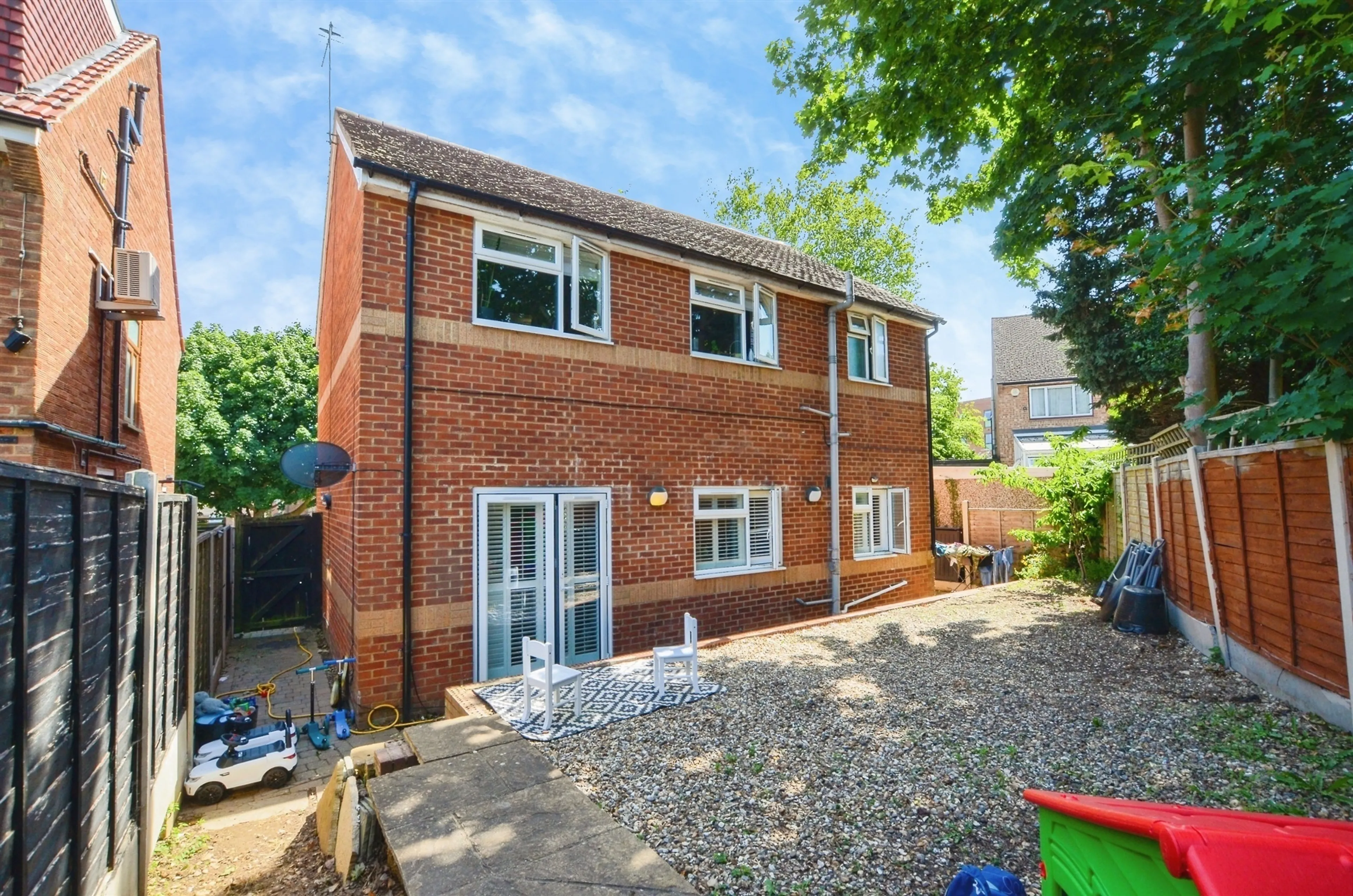 Property photo 32