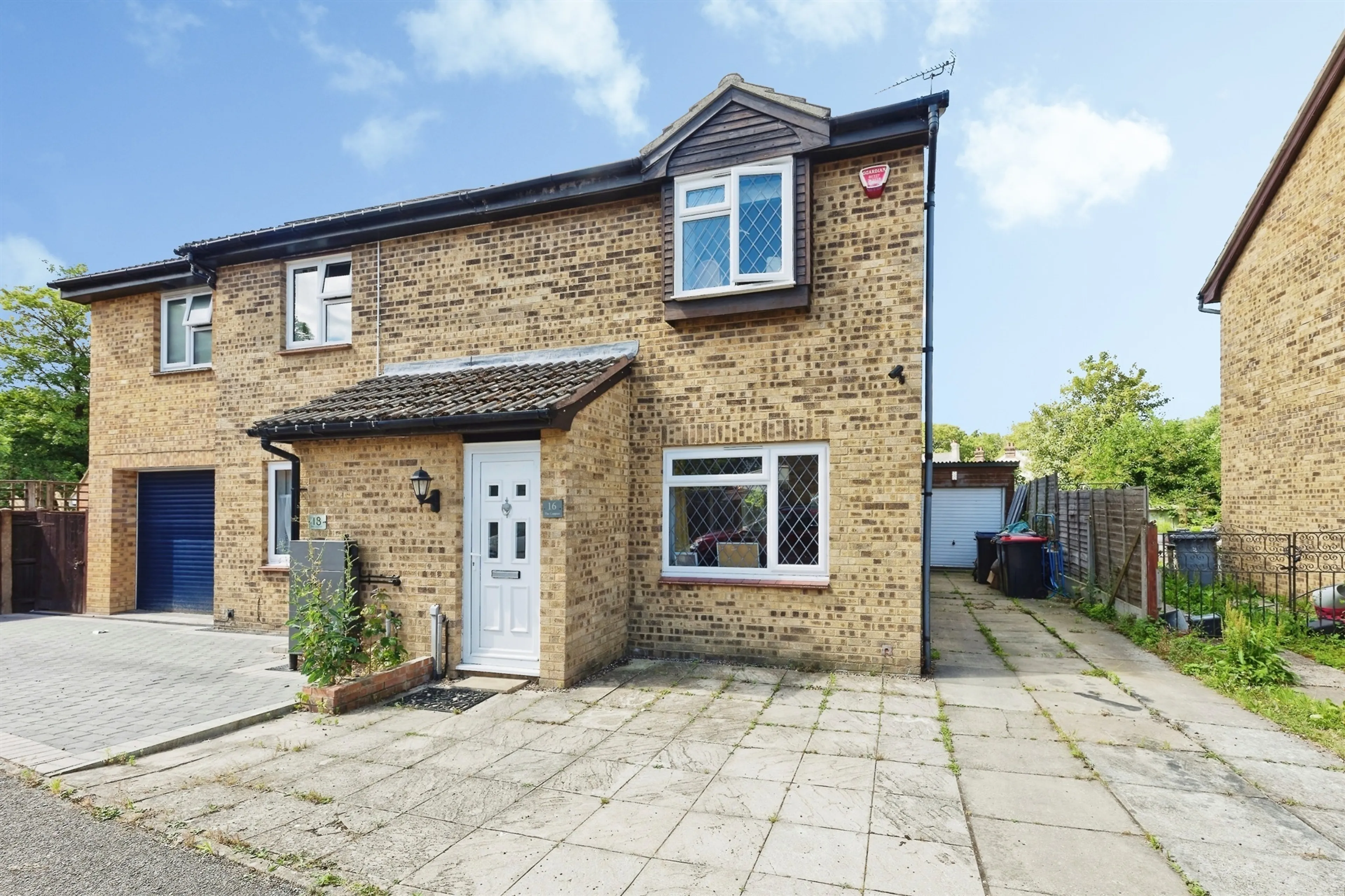 Property photo 0