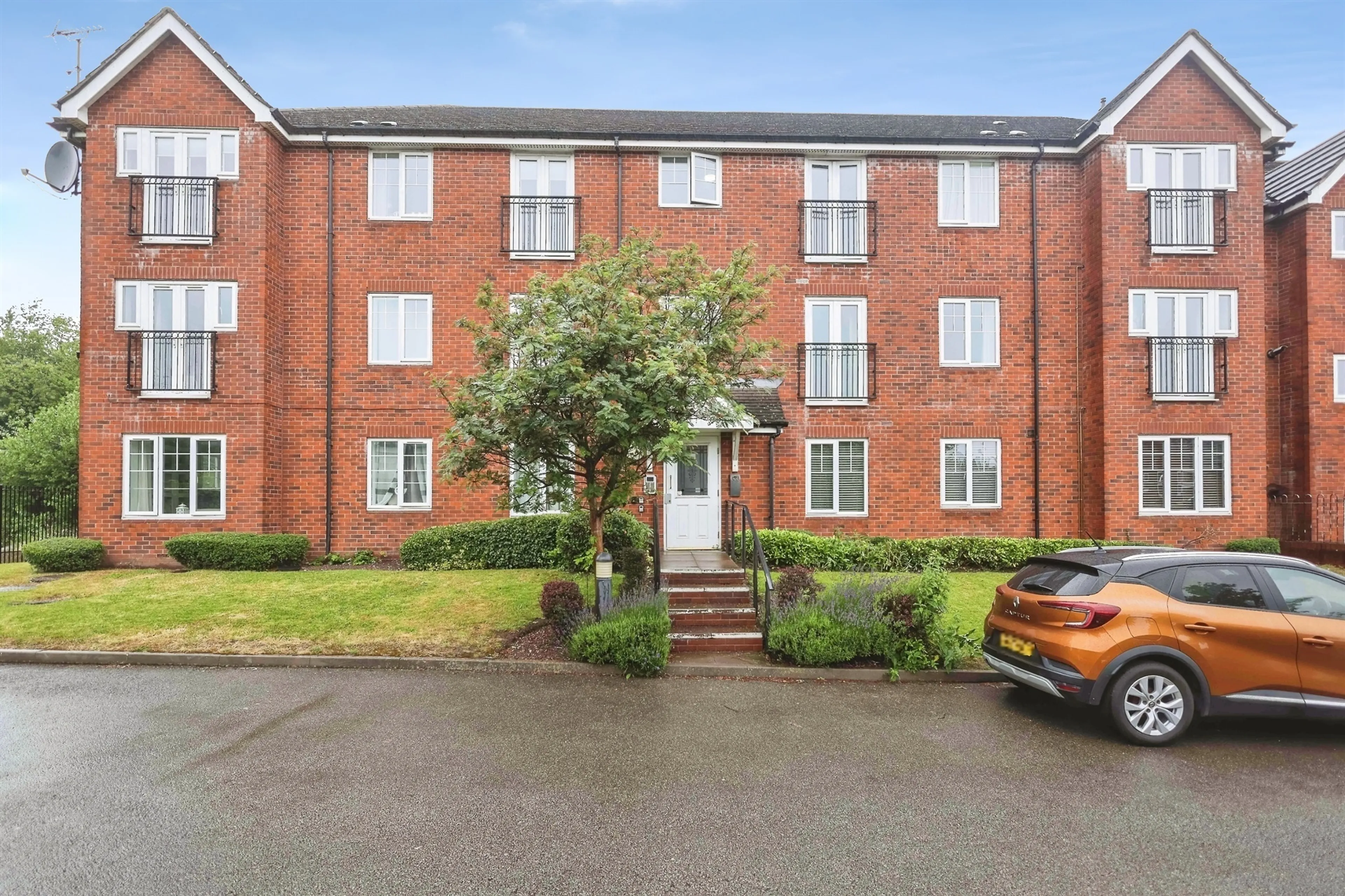 Property photo 0