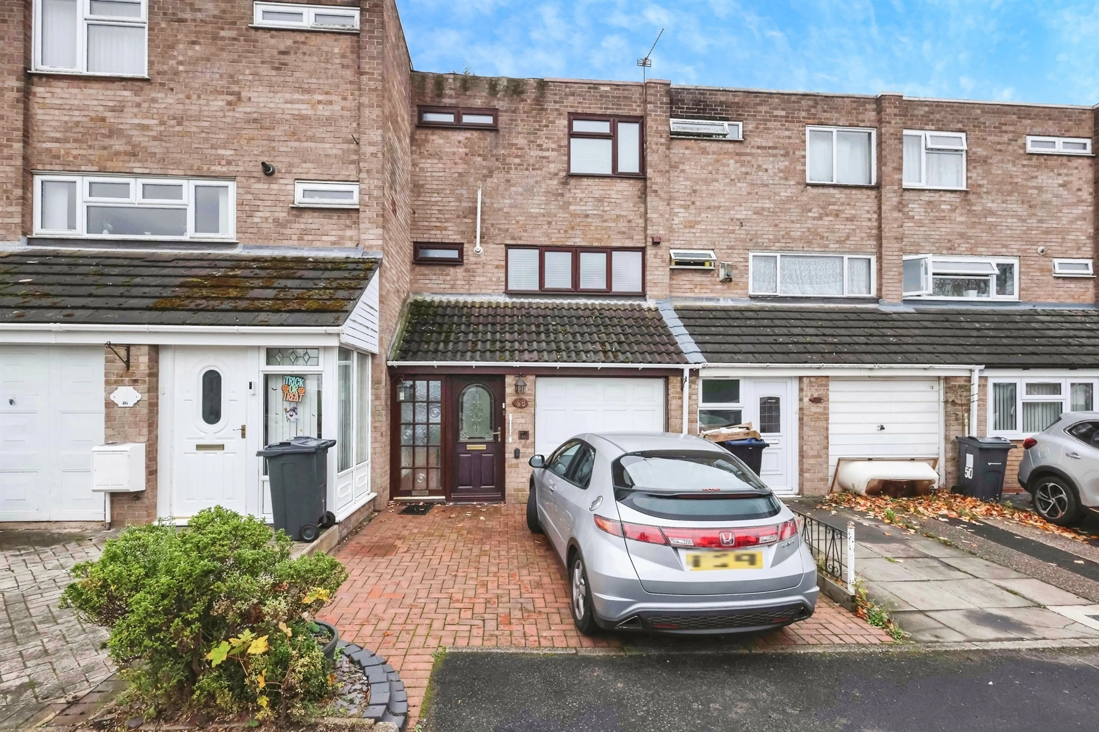 Property photo 0
