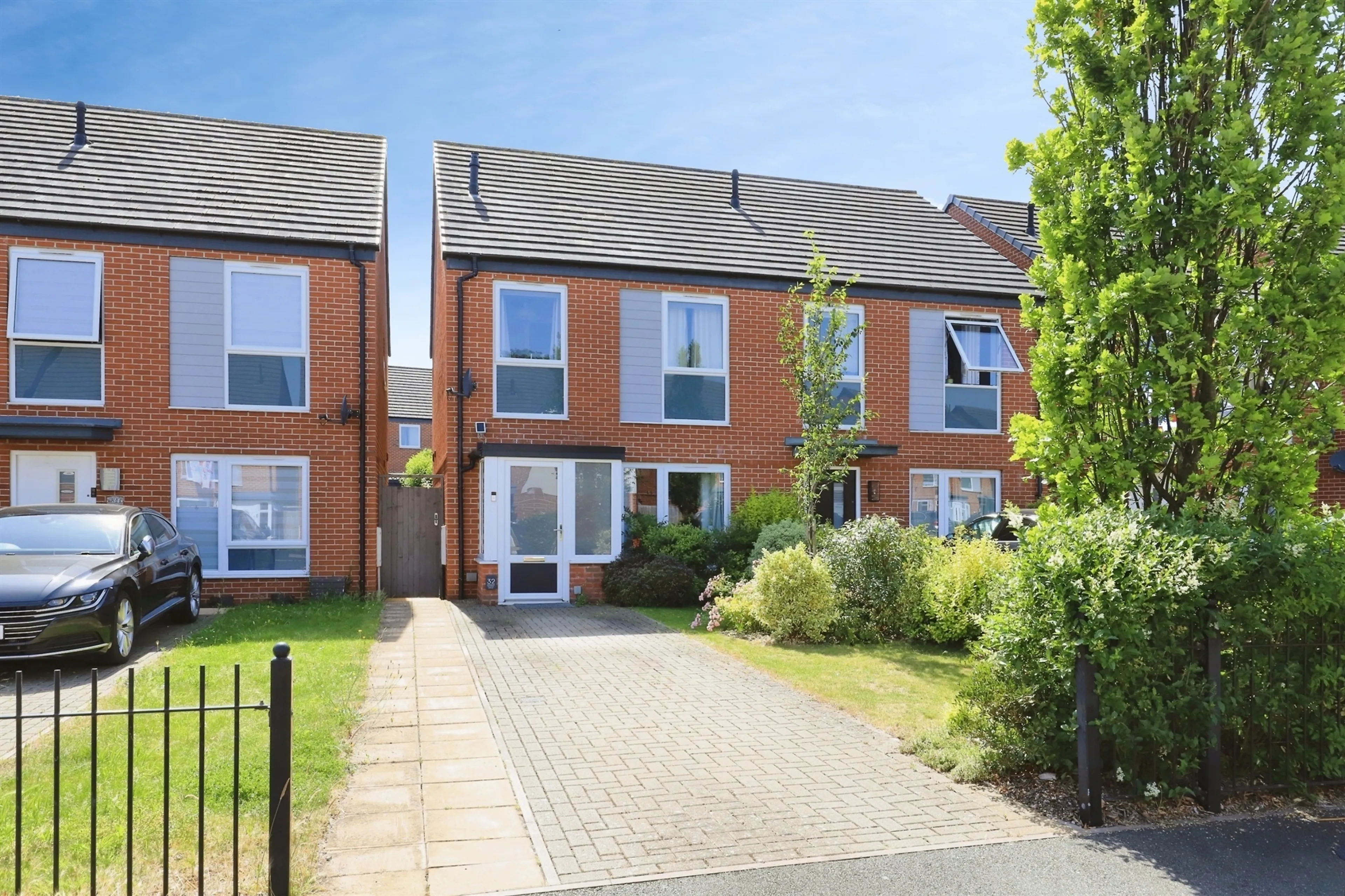 Property photo 0