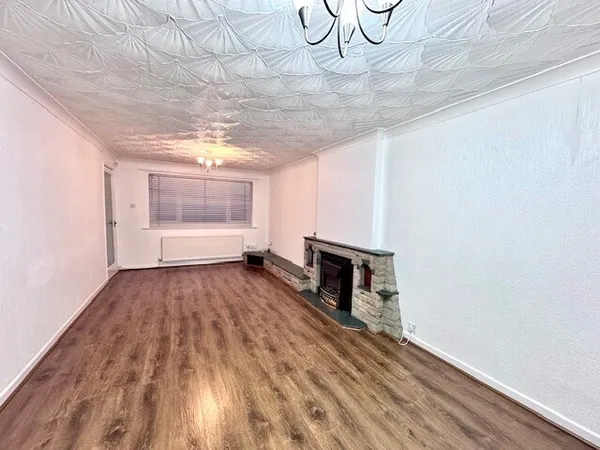 Parkfield Drive, Tyldesley M29