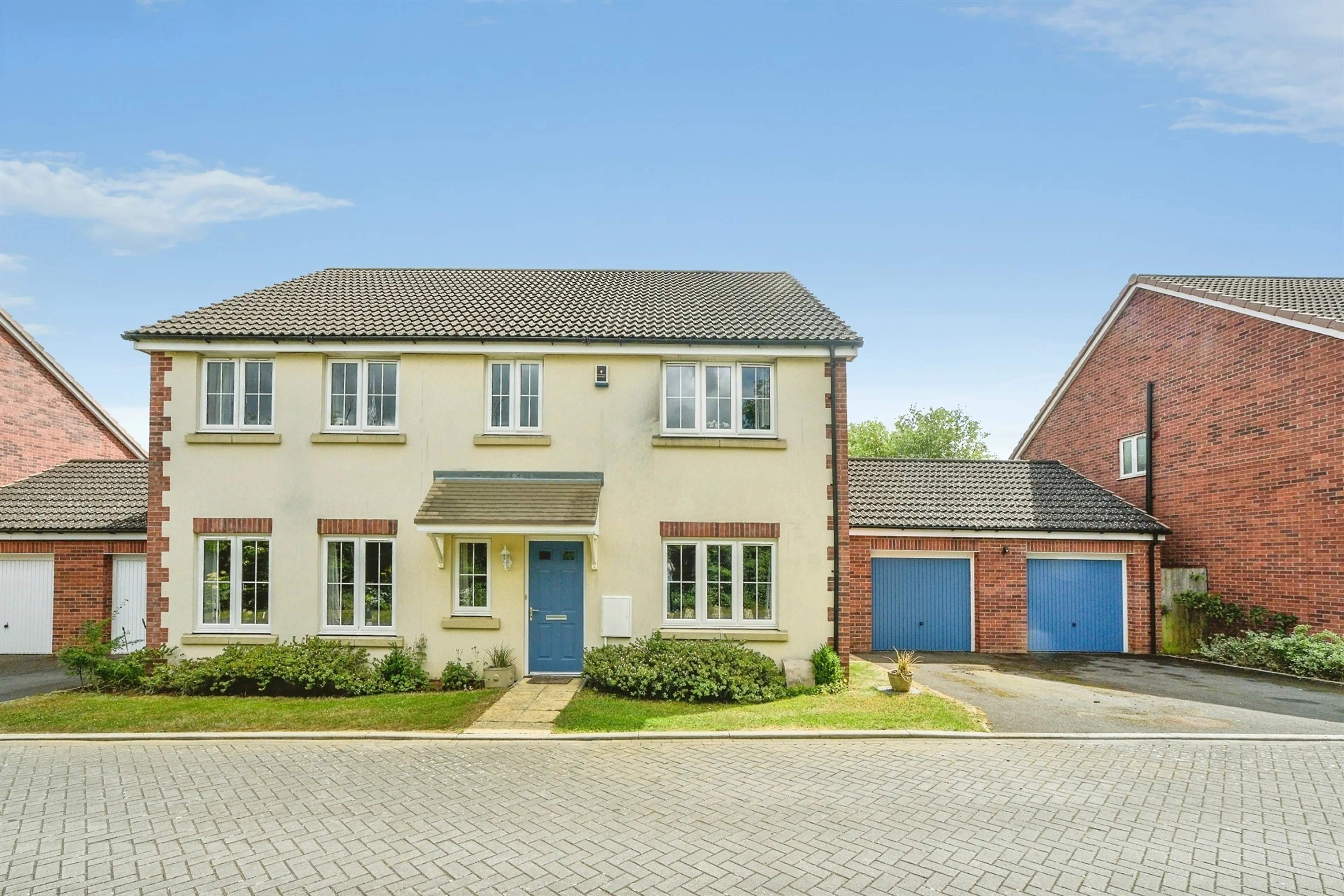 Property photo 0