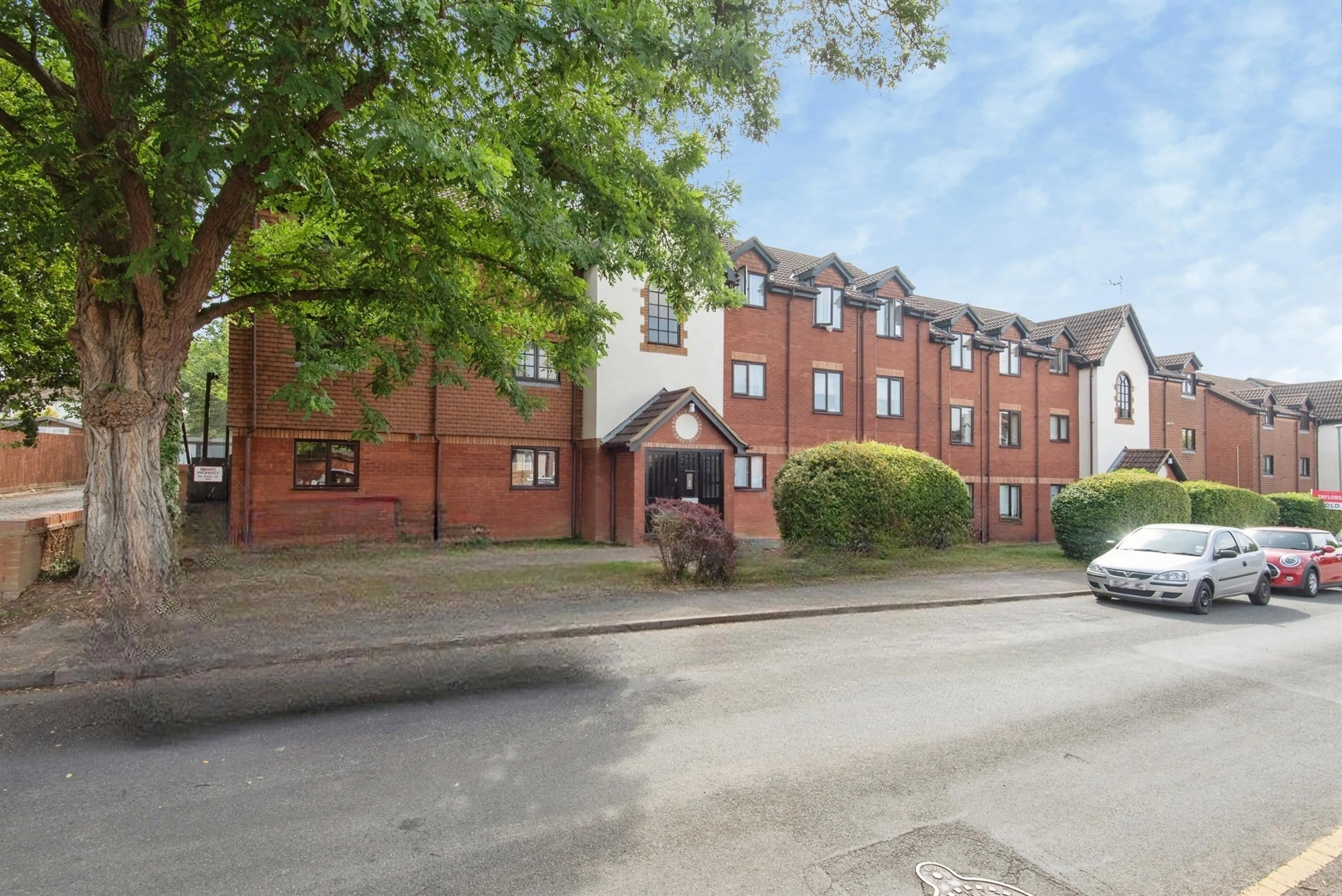 Property photo 0