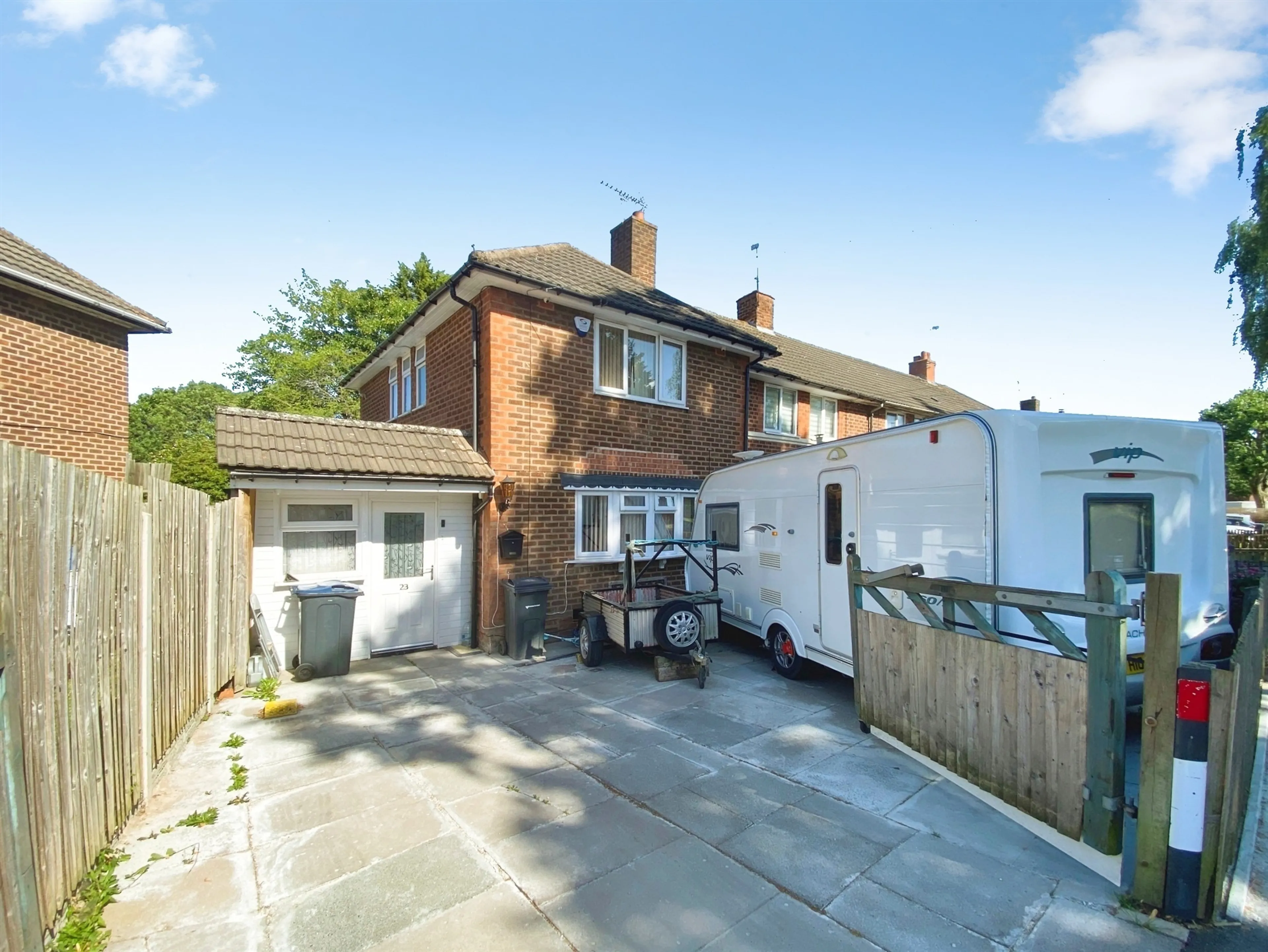 Property photo 0