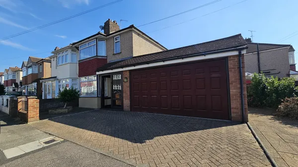 Marina Drive, Dartford, DA1