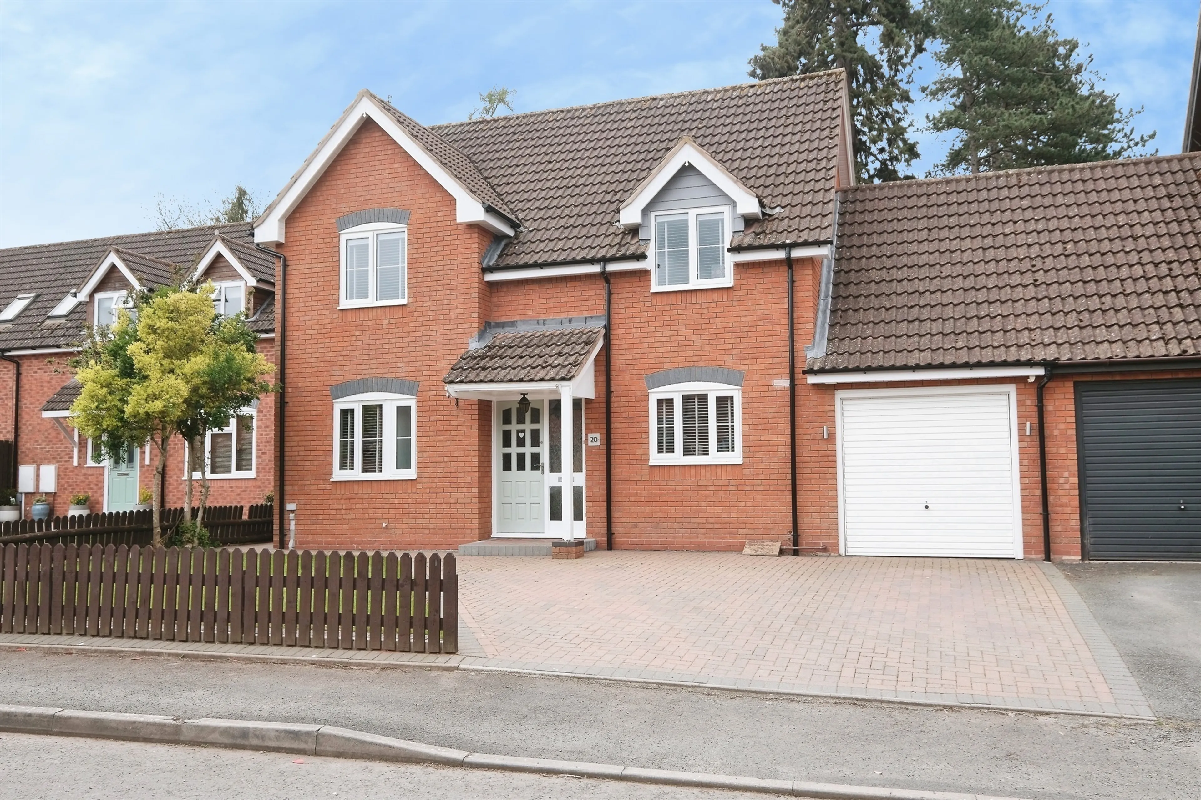 Property photo 0