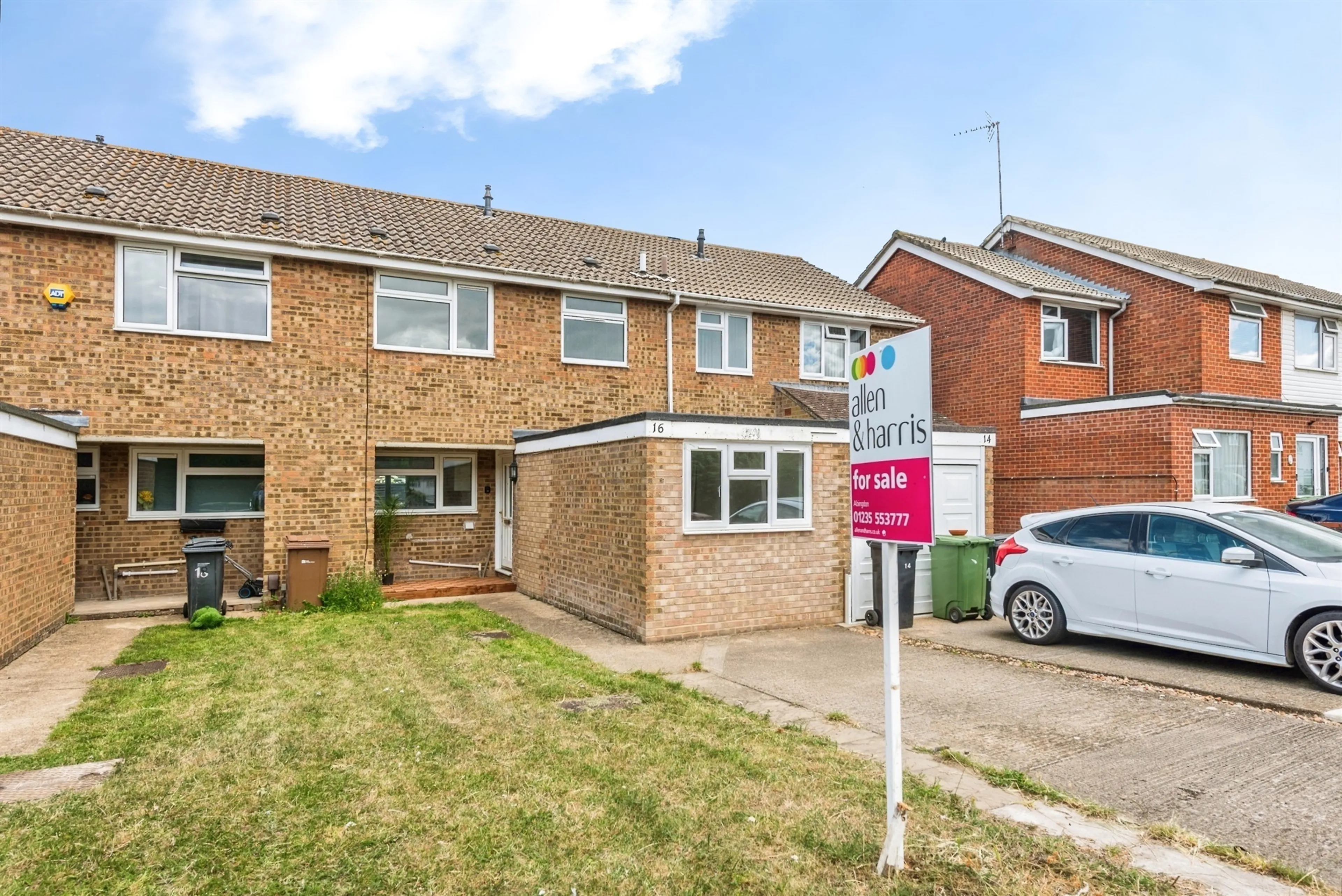 Property photo 0