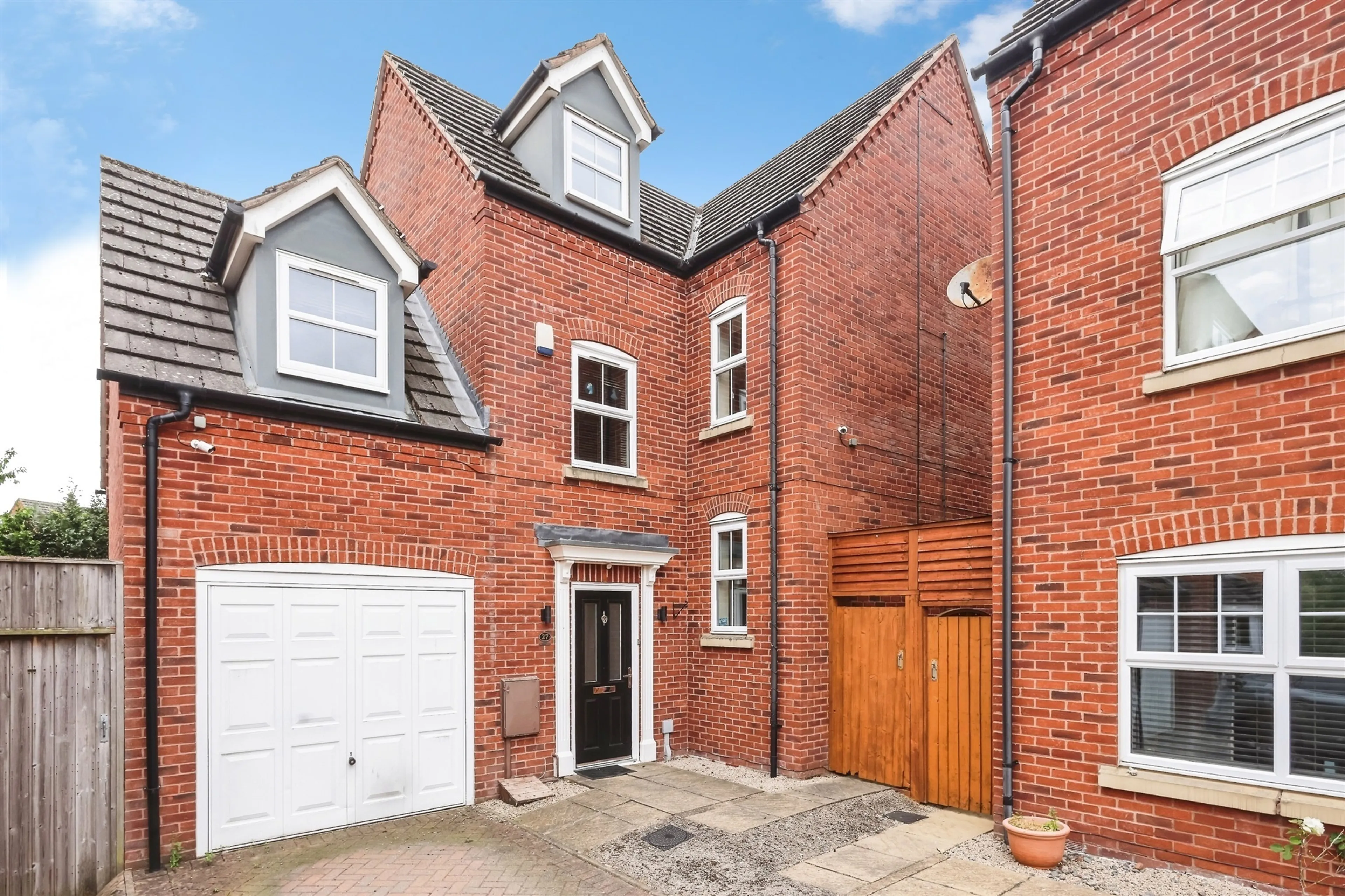 Property at Kingswood Close, Birmingham