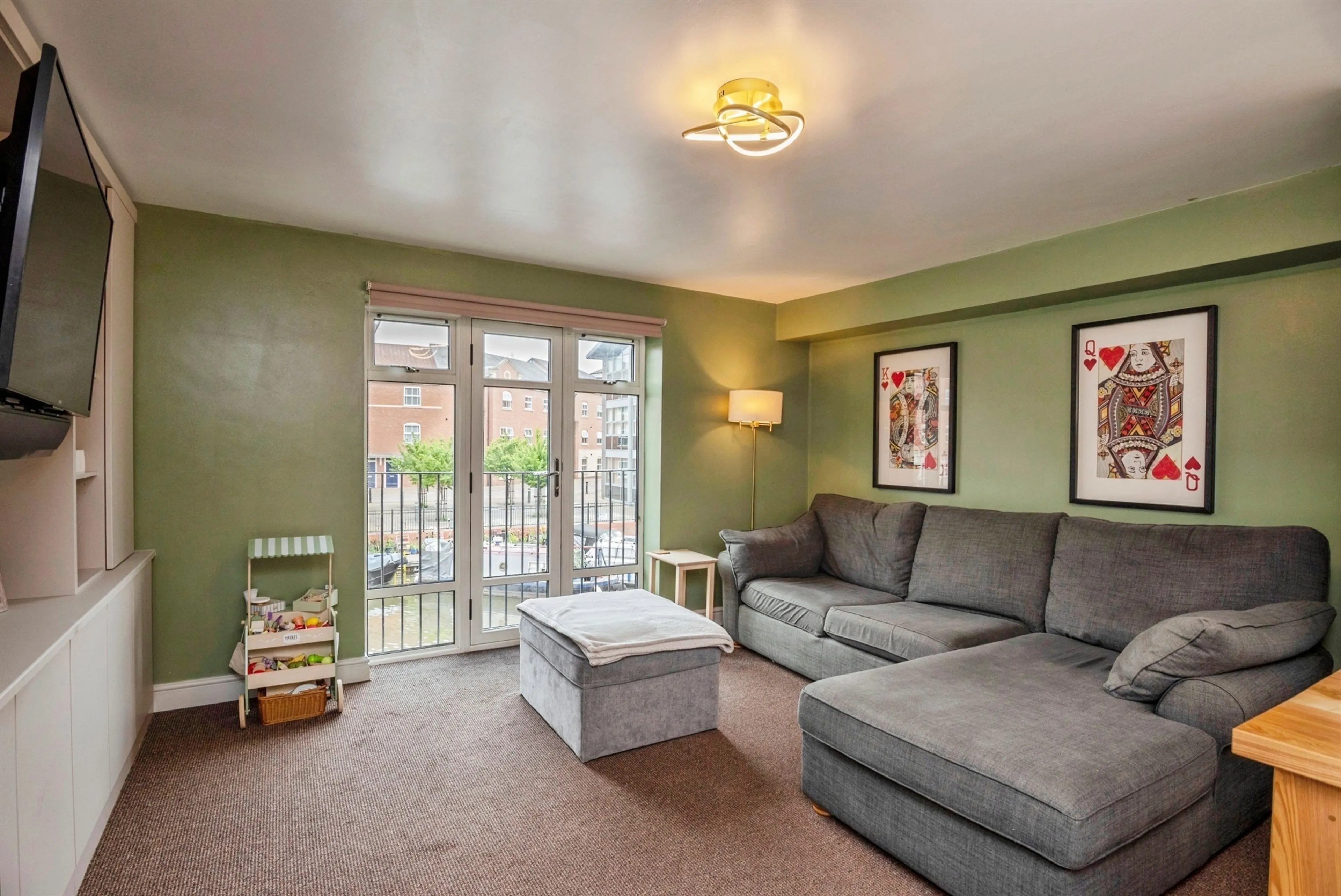 Property photo 0