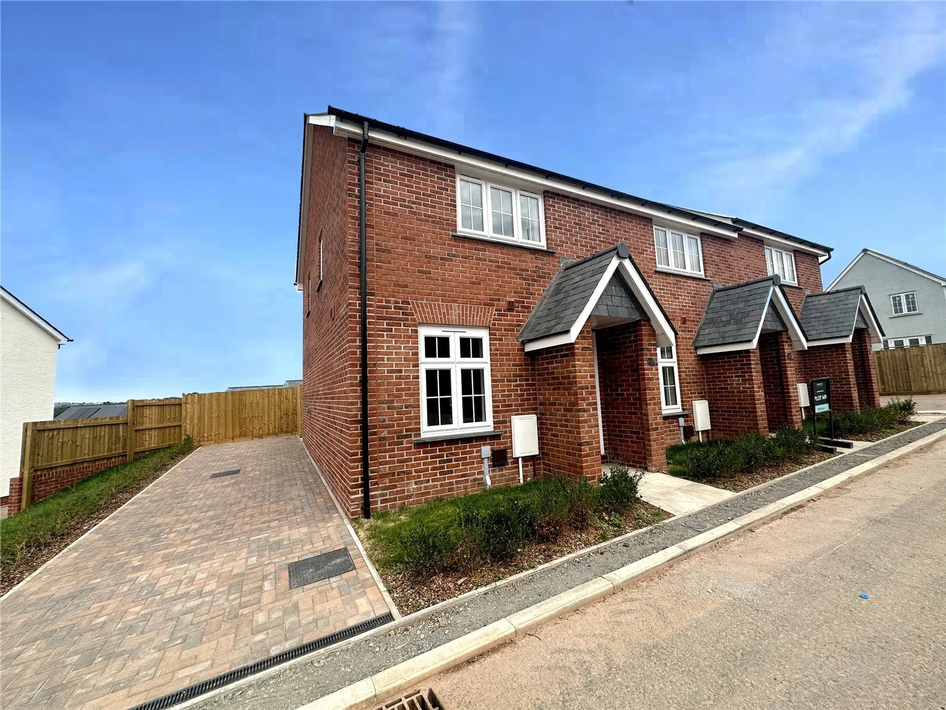 Property photo top 0