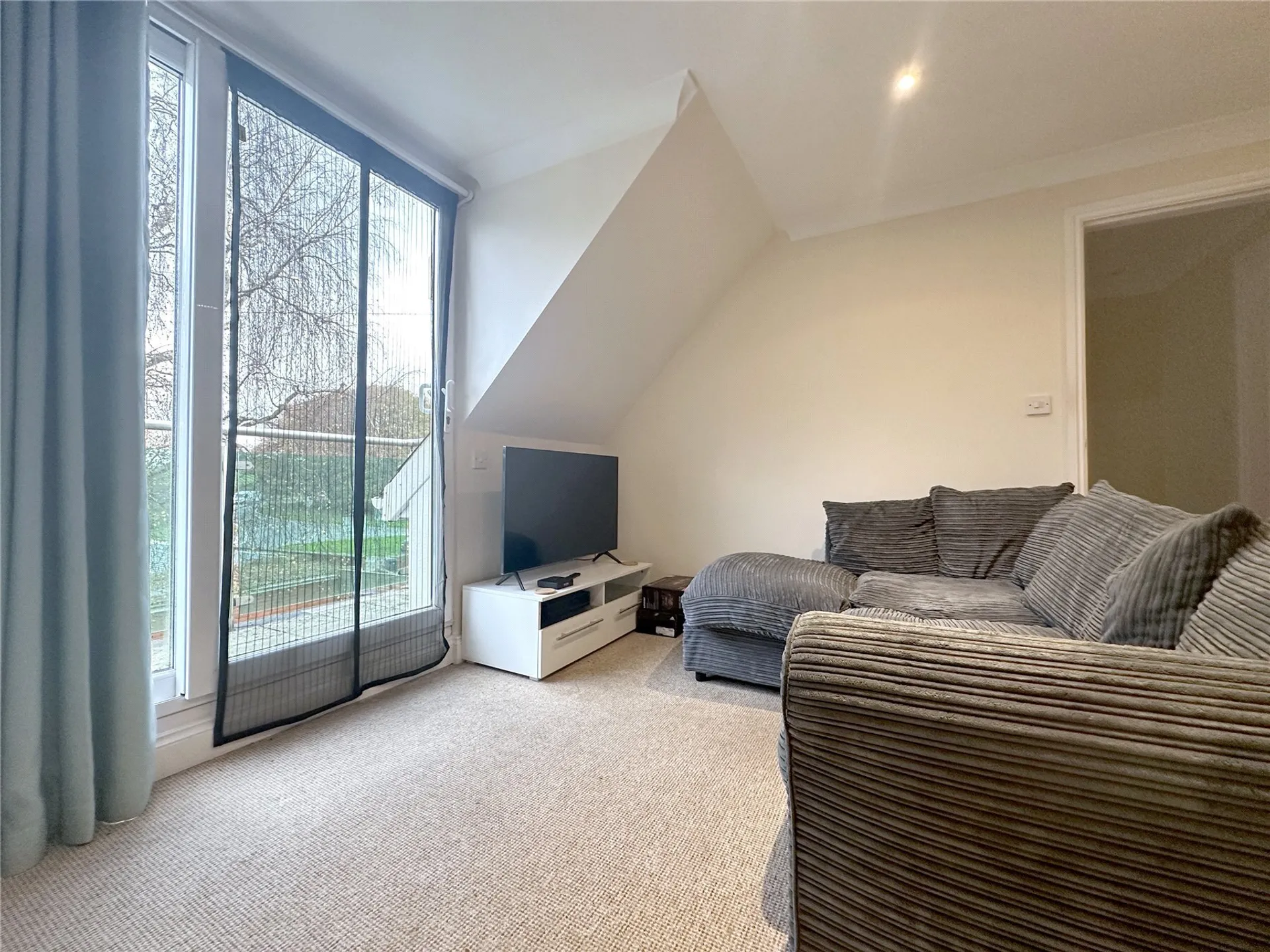 Property photo top 2