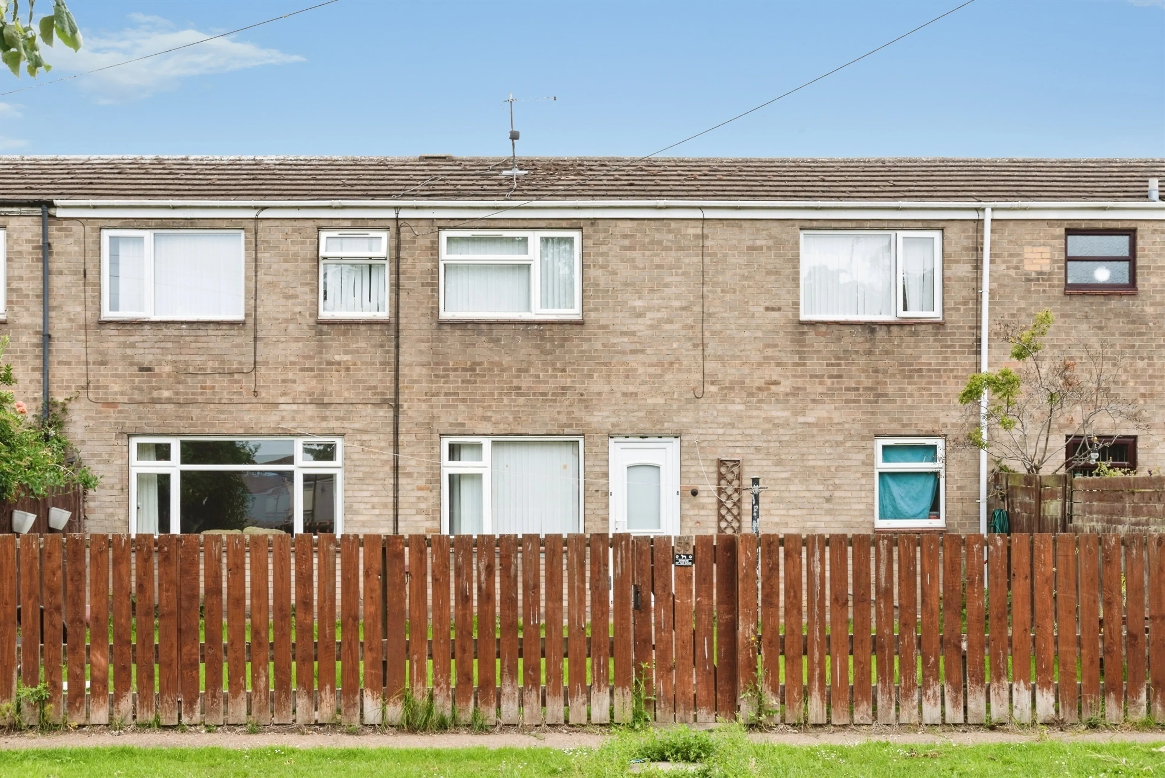 Property at Axminster Close, Bransholme, Hull