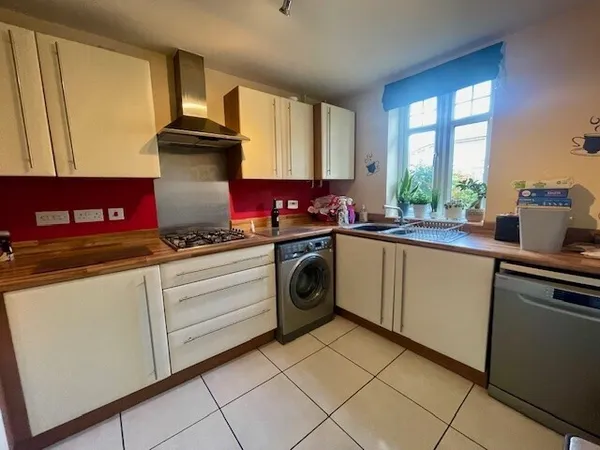 Severus Crescent, North Hykeham, LN6 9YH