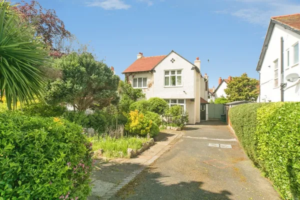 Queens Road, Llandudno, Conwy, LL30