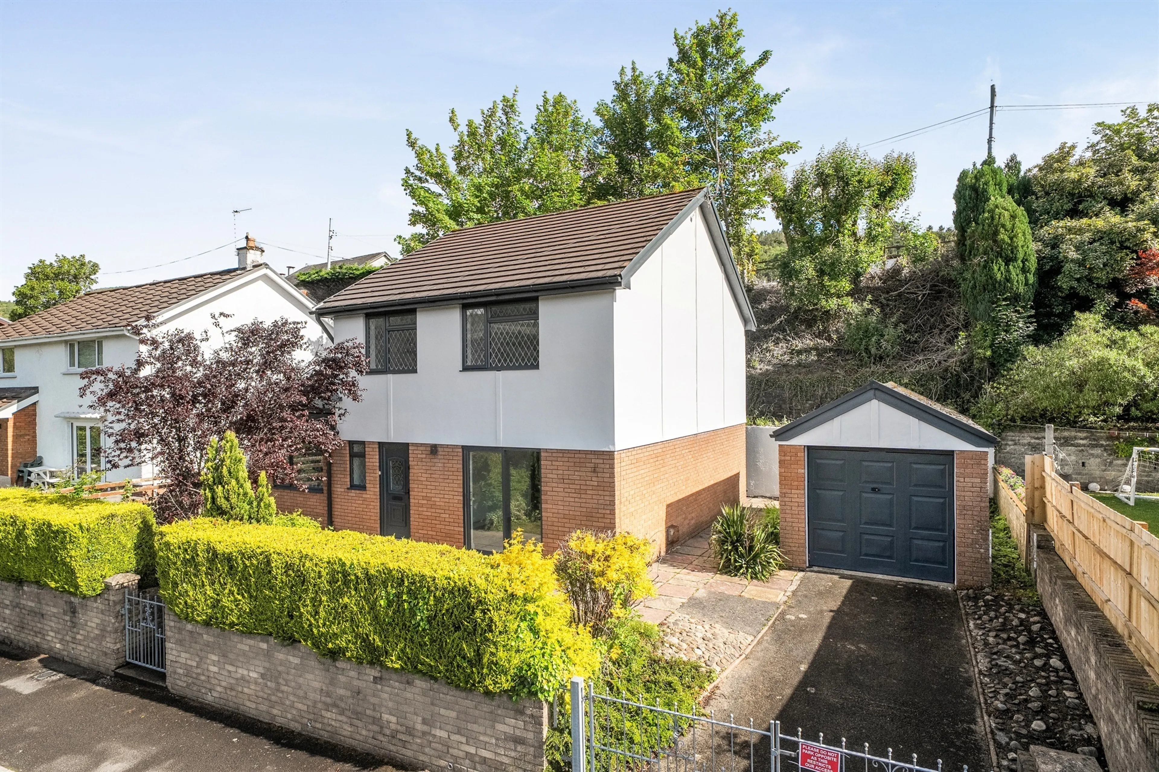 Property at Taff Vale Estate, Edwardsville, Treharris