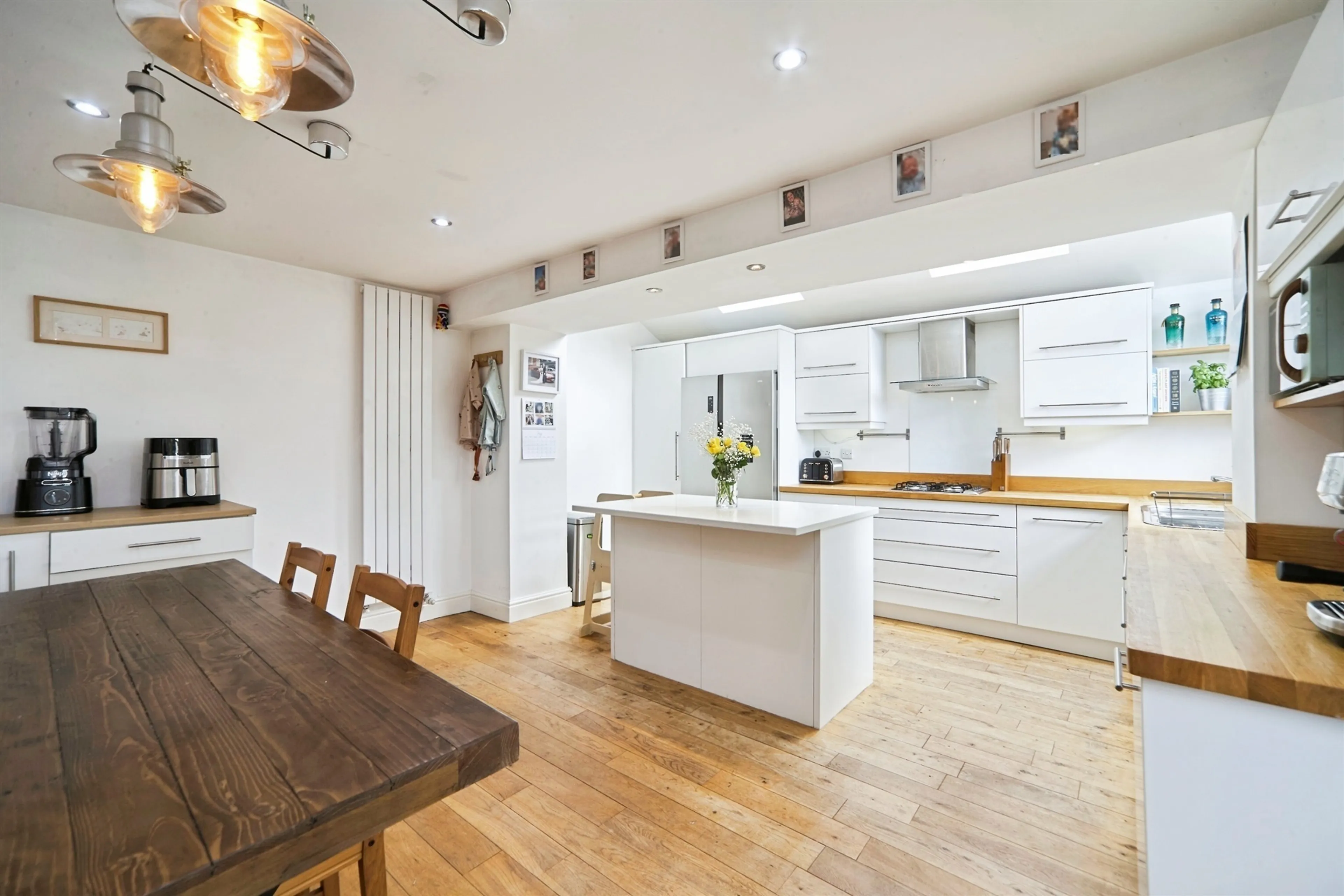 Property at Leslie Avenue, Yeadon, Leeds