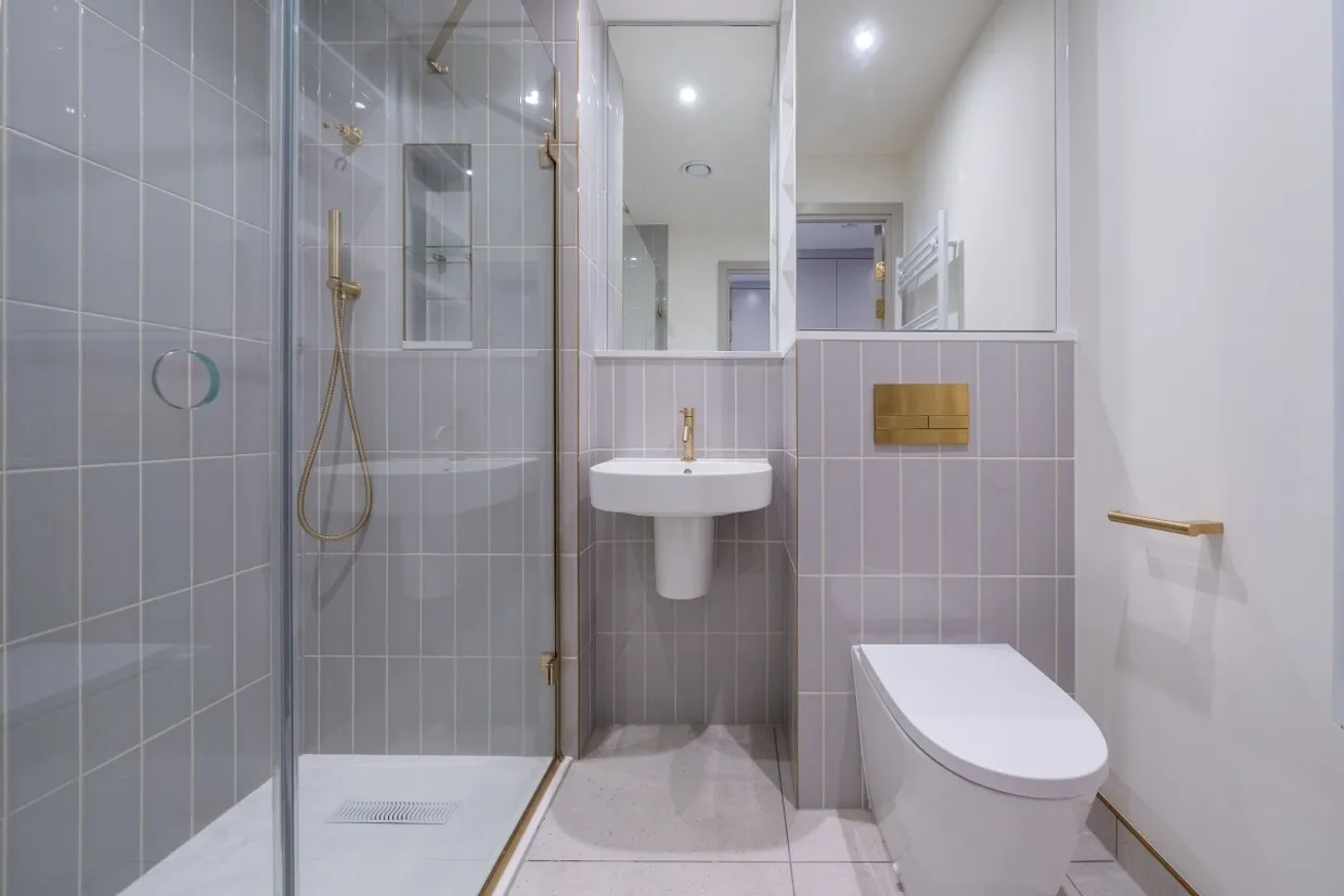 The Eades, 11 Selborne Road London E17 photo 5