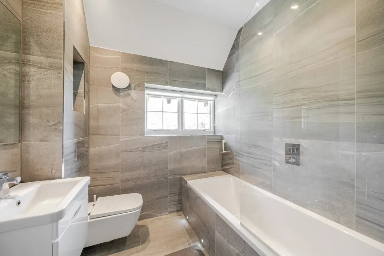 Midholm Hampstead Garden Suburb NW11 photo 6