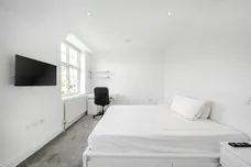 Midholm Hampstead Garden Suburb NW11 photo 10