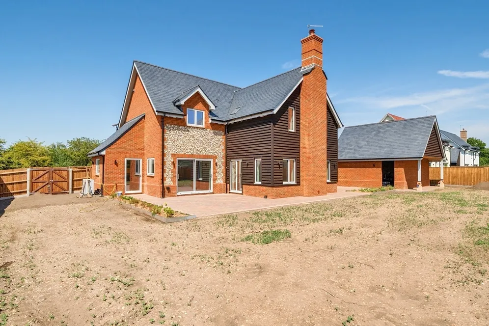 Harvest Hill Bourne End SL8 photo 22