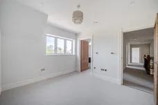 Harvest Hill Bourne End SL8 photo 11