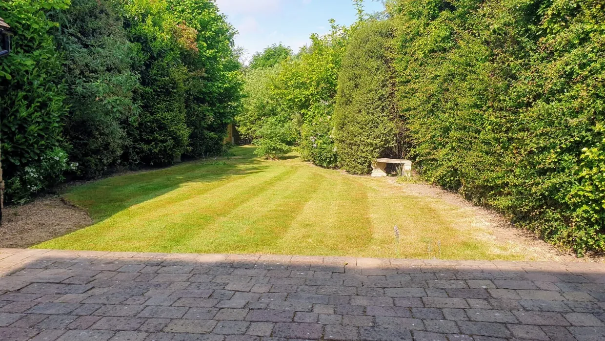Huntercombe Lane North, Taplow, Maidenhead, SL6 photo 15