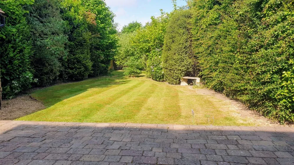 Huntercombe Lane North, Taplow, Maidenhead, SL6 photo 15