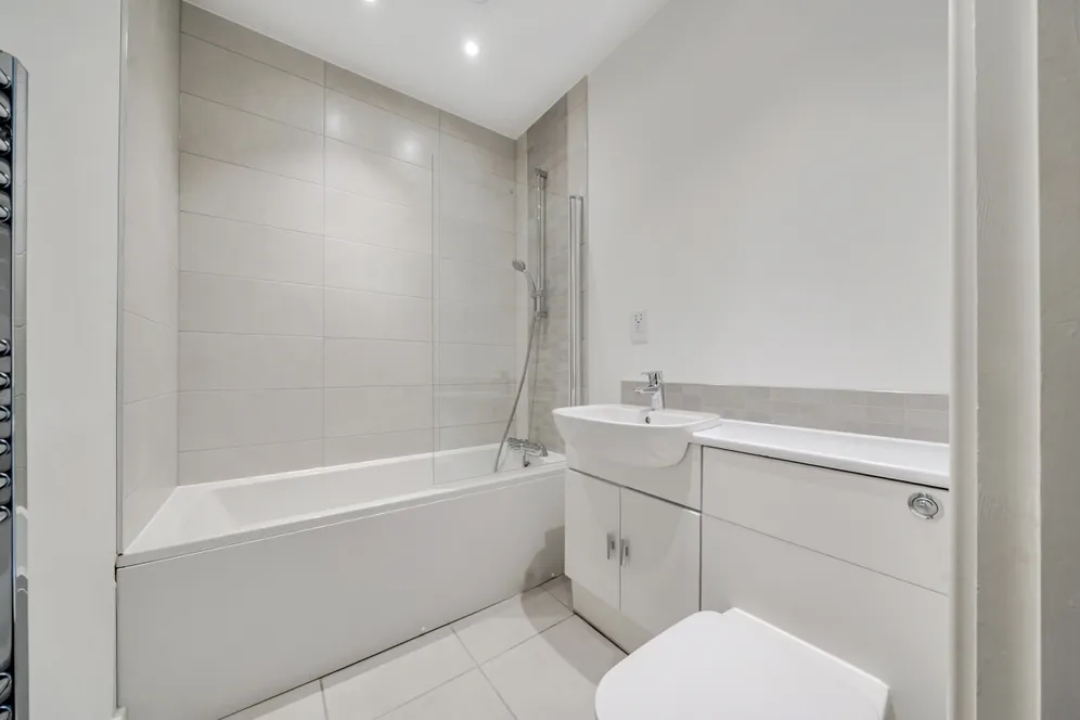 Union Place, Bartholomew Street Newbury RG14 photo 2