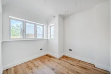 Harvest Hill Bourne End SL8 photo 6